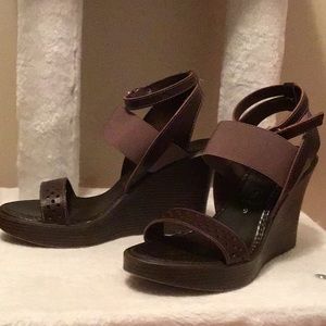 Toscanella brown leather Italian wedge sandals